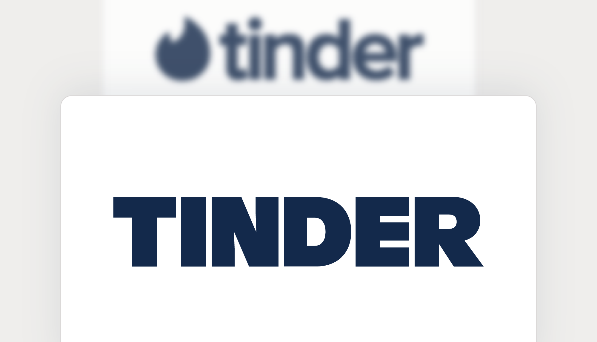 Le nouveau logotype Tinder en capitales issu du rebrand Porto Rocha
