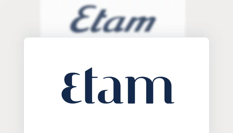 Nouveau logotype Etam dévoilé pendant la Fashion Week de Paris 2026